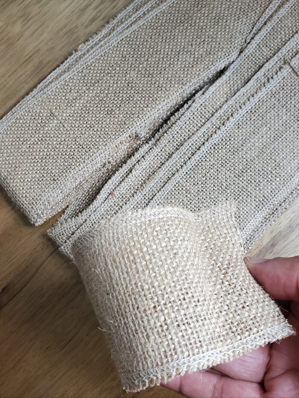 Natural Jute Burlap Ribbon Roll - Rustic Beige Approx 25 Feet X 3.5in